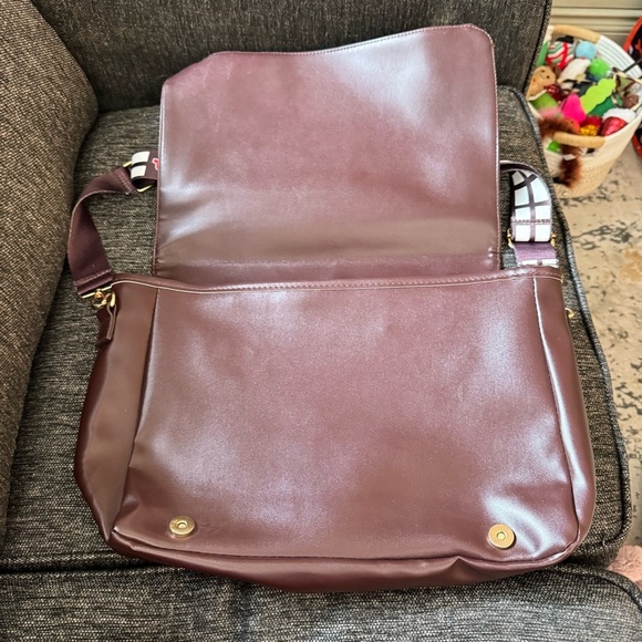 Blue Jays Star Wars Brown Leather Messenger Bag with Classic Design - Picture 3 of 8